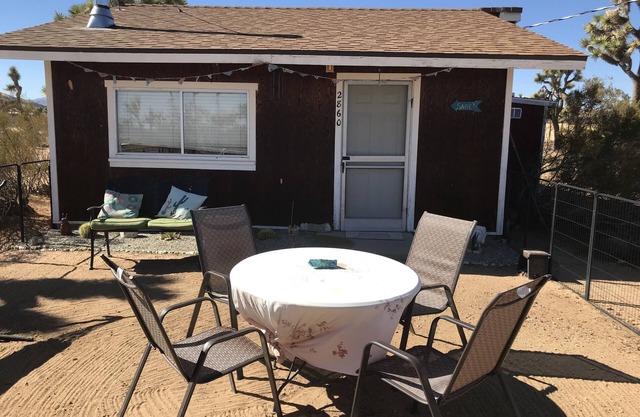 Authentic Joshua Tree Homestead Cabin