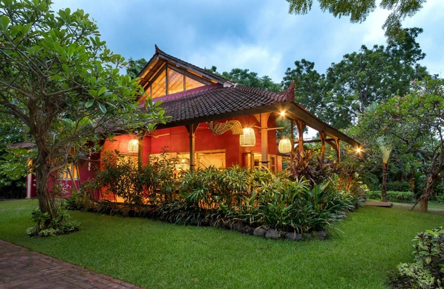 Acogedora villa 'Feel-At-Home' con piscina privada en Pemuteran, a 800 mts del mar