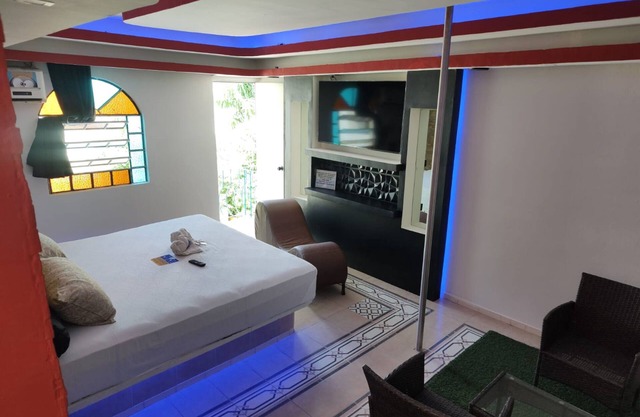 AUTO HOTEL CONSTELACION
