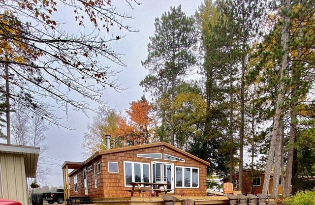 Tranquila casa frente al lago ... ¡tu escapada de todas las estaciones!