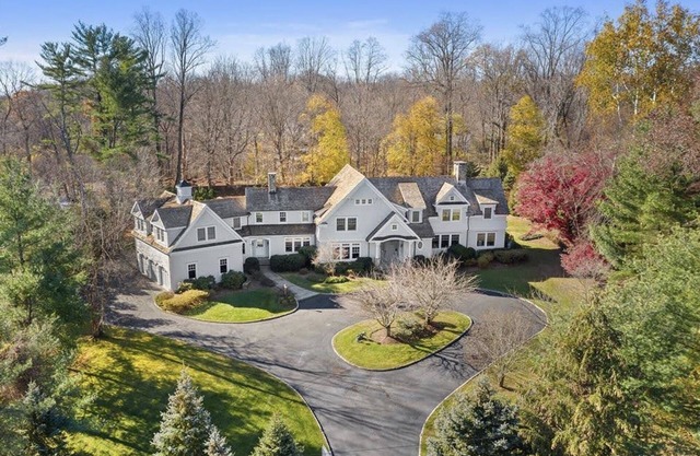 AVAIL 4TH OF JULY WEEK! 5-Bedroom Estate with Saltwater Pool, Spa, Game Room