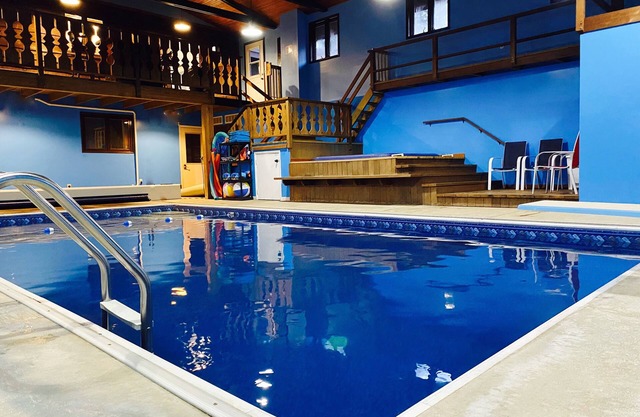 Now Available Aug 17-19- Chalet with Private Indoor Pool & Hot Tub