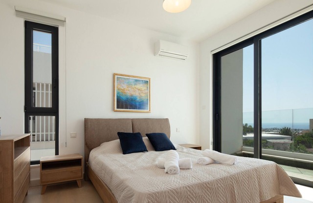 Avalon 22, 4 bedroom Villa with Private Pool