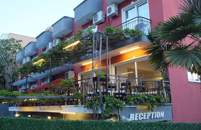 Avalon Otel