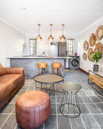 Avemore Orchard Apartment - with full Backup power