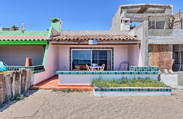 Aventura - condominio frente a la playa recientemente remodelado de 3 dormitorios