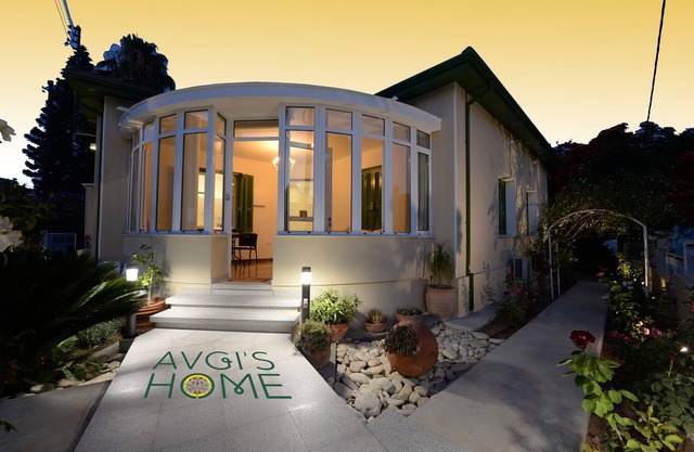 "AVGI'S HOME": Casa de estilo neoclásico en el corazón del antiguo LIMASSOL CHIPRE