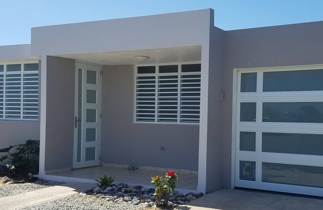 Avi's House (Solar energy backup/Solar Panels and Tesla batery)