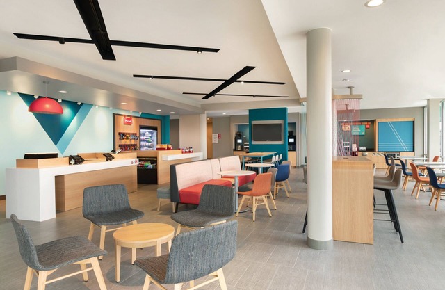 avid hotel Midland by IHG