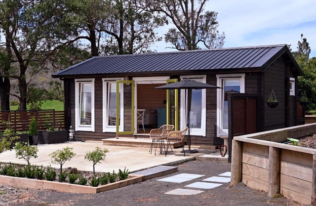 Avocate' Cottage
