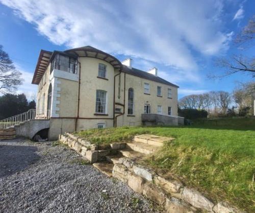 Avondale House