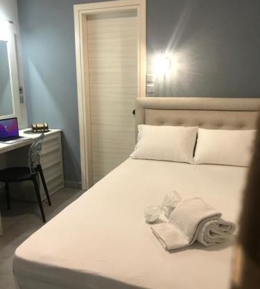 Avra Comfort Rooms - Family