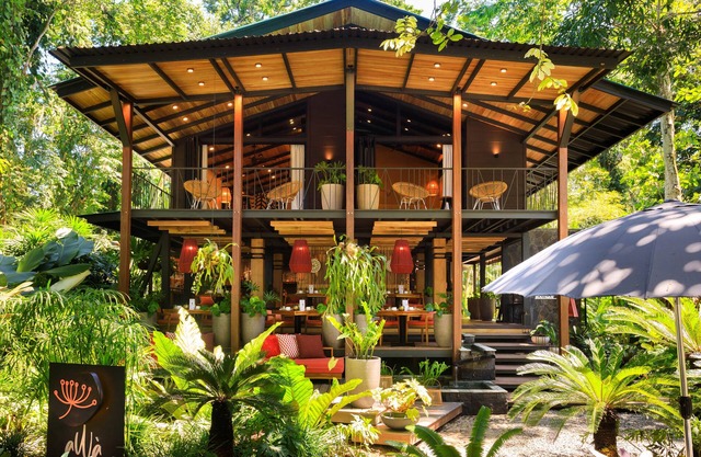 aWà Beach Hotel