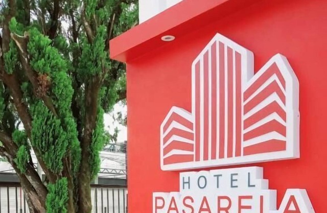 AW HOTEL PASARELA REAL