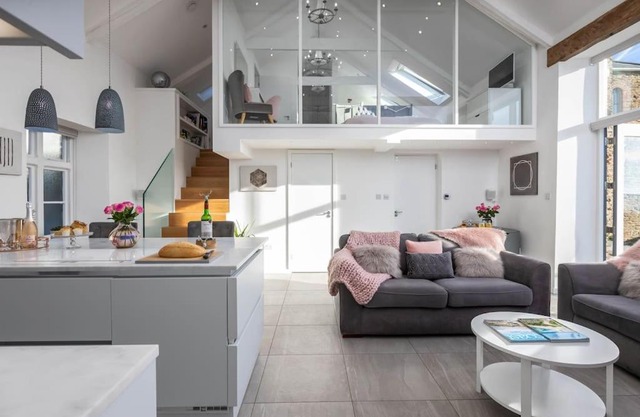 Award Winning Dog Friendly Romantic Retreat
