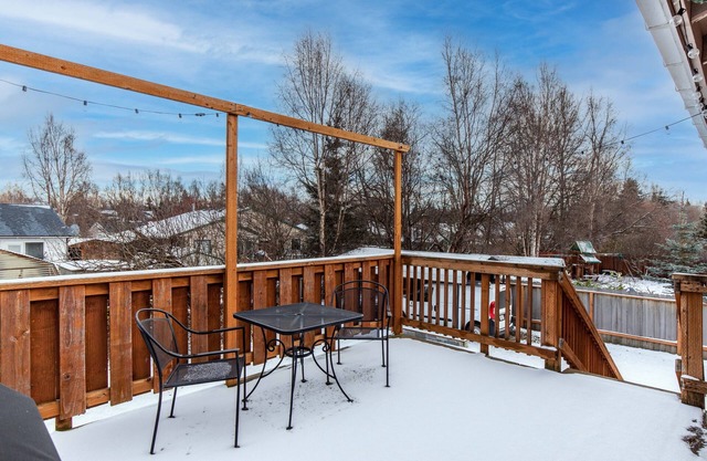 Awesome 3 bedroom house in South Anchorage.