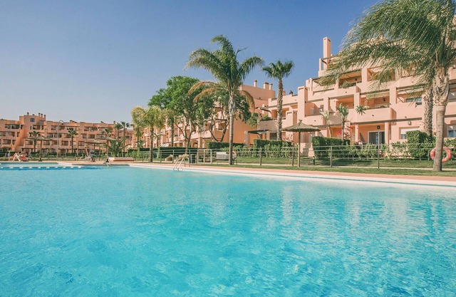 Awesome apartment in Alhama de Murcia