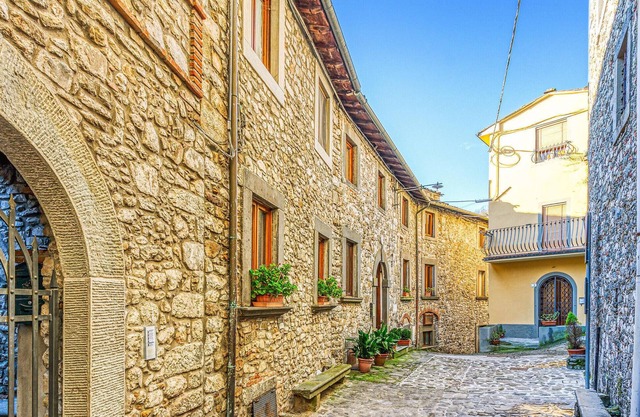 Impresionante apartamento en Gioviano.