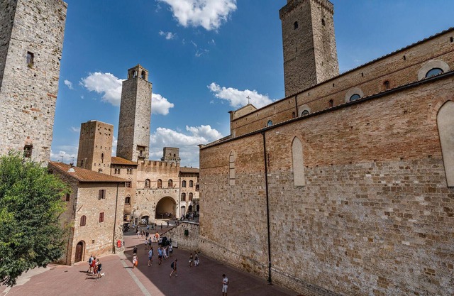 Awesome Apartment in San Gimignano With 2 Bedrooms and Wifi