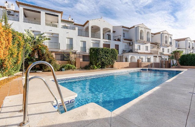 Awesome Apartment In Alcaucín With Wifi
