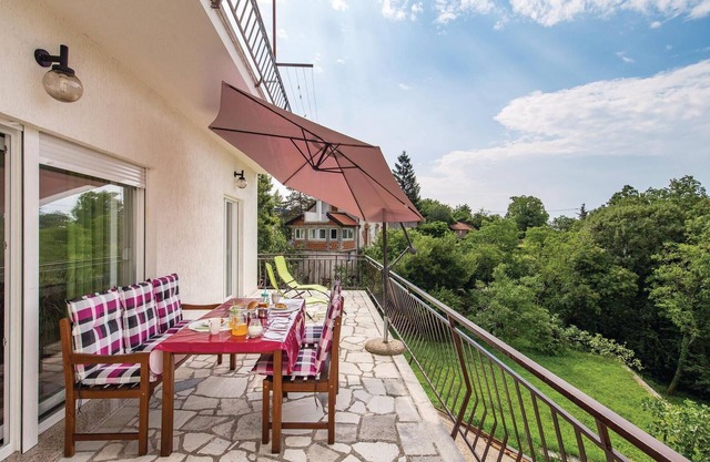 Impresionante apartamento en Jurdani.