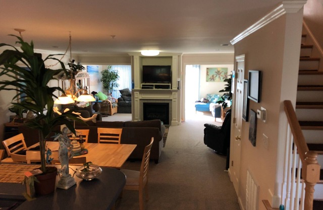 Disponible el 7/25 - 7/31 Awesome Beach Townhouse - también disponible del 8/11 al 8/23 !!