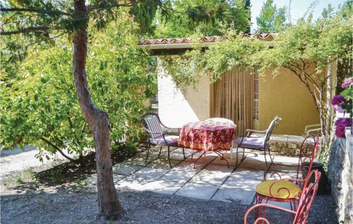 Awesome Home In Crillon Le Brave