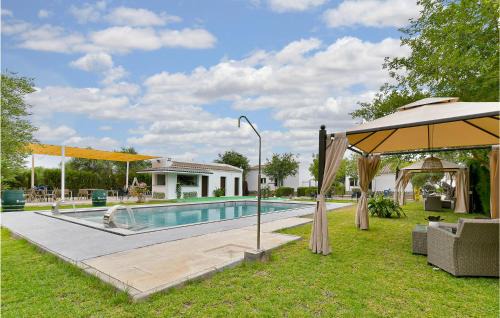 Awesome Home In El Coronil With Wifi