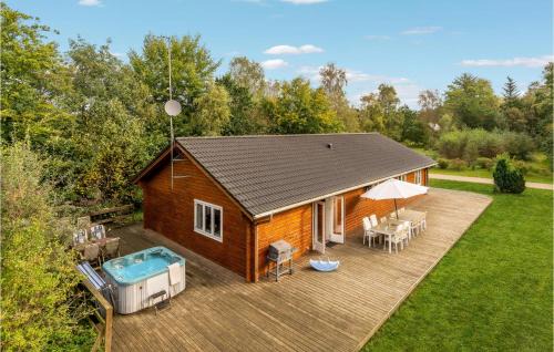 Awesome Home In Fårvang With Sauna