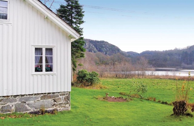 Awesome Home In Farsund With Lake View