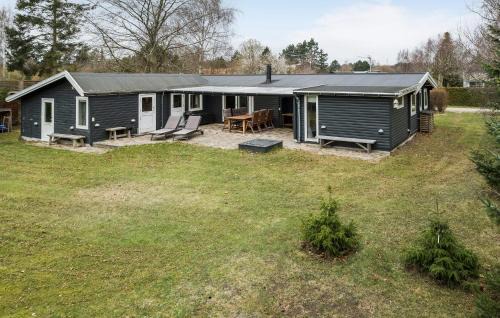Awesome Home In Højby With Wifi