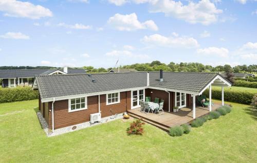 Awesome Home In Humble With Sauna