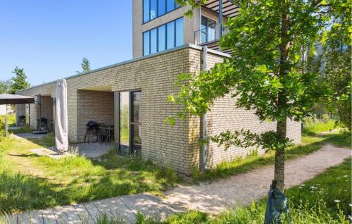 Awesome Home In Lembruchdümmer See