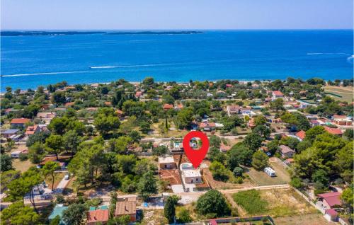 Awesome Home In Peroj