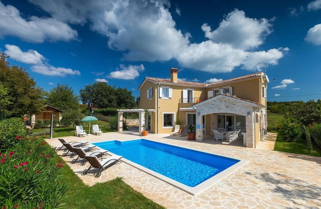 Villa Larisa