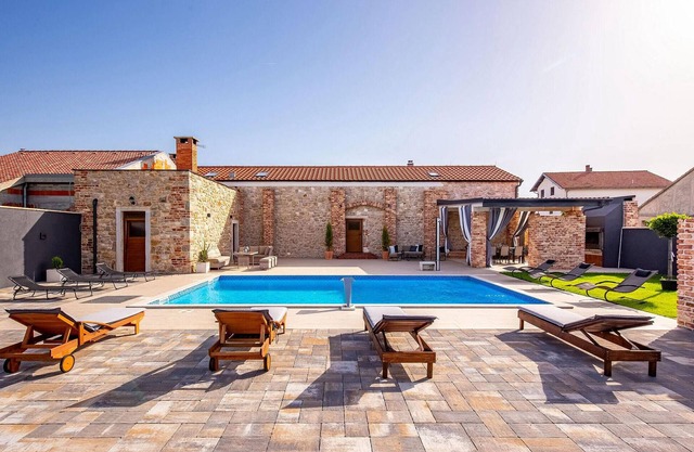 Villa Ambar