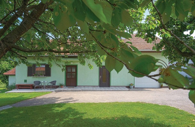 Impresionante casa en Strigova con WiFi