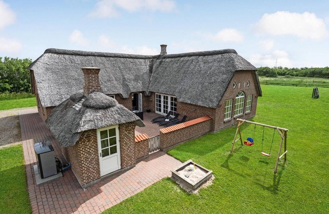 Preciosa casa en Ulfborg con cocina