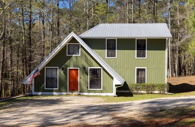 Impresionante cabina Lakefront Lakehouse En Lagrange