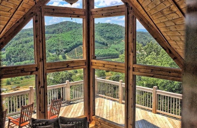 5BR Vistas increíbles 8 personas, comunidad cerrada con jacuzzi cerca de New River y Parkway