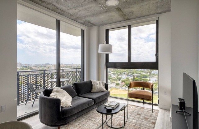 Awesome Wynwood 2BR w/ Gym & Roof Pool, nr Midtown, by Blueground