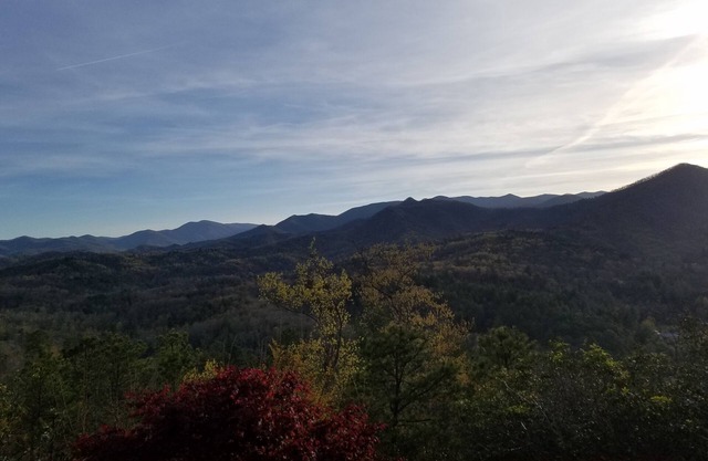 Impresionante vista a la montaña, y muy privado