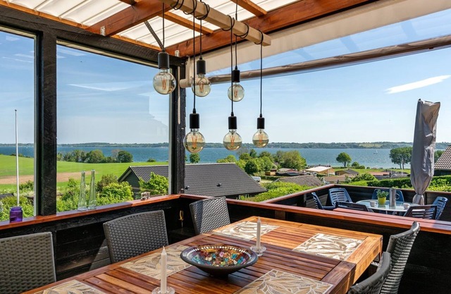 "Axeln" - 300m to the inlet by Interhome