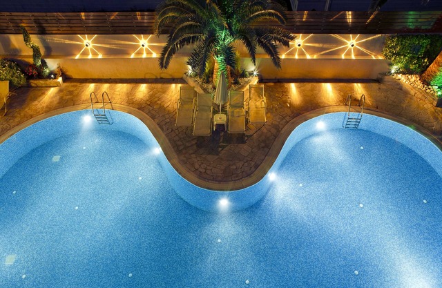 Axos Hotel