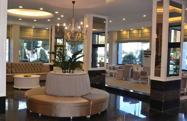 Ayintap Hotel