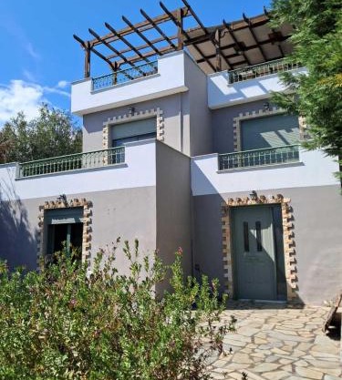Aylida House