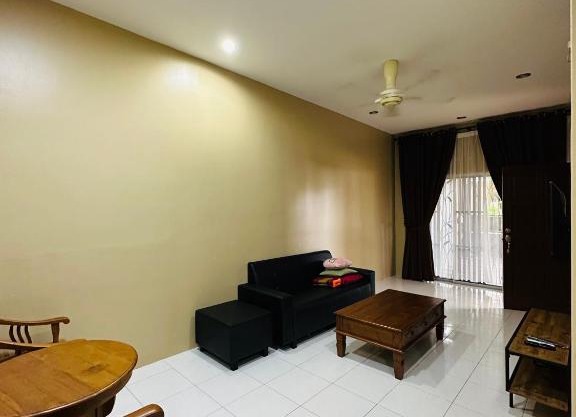 Ayong Homestay