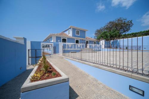 Azores Book Hotel