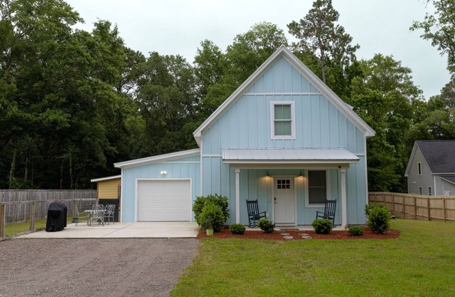 Azul Cielo House on Half Acre