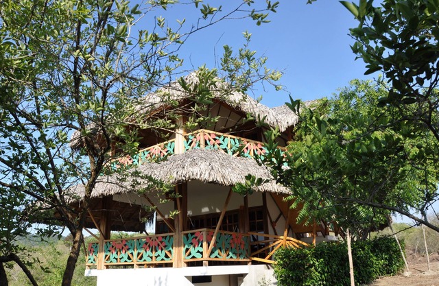 Azuluna Eco-Lodge